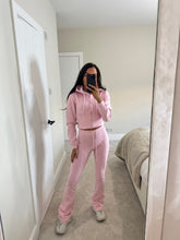 Load image into Gallery viewer, Sara tracksuit
